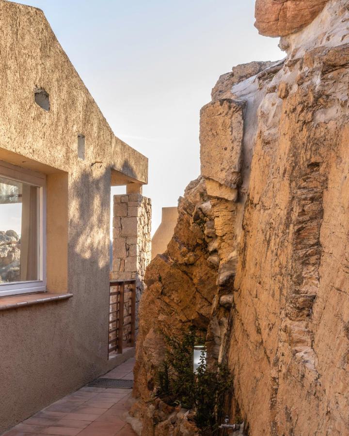 Villa Esmeralda - Free Wifi - With Swimming Pool Коста-Парадисо Экстерьер фото