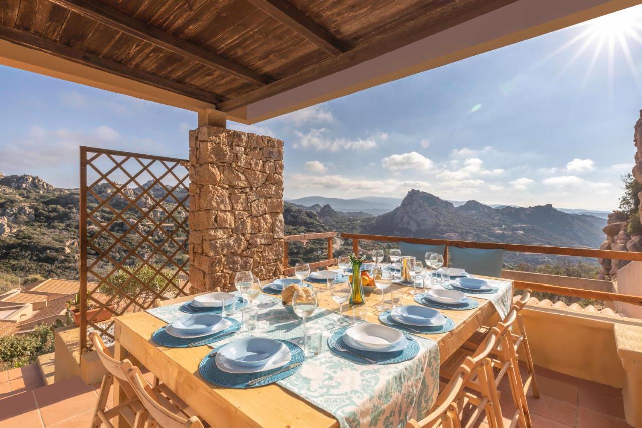 Villa Esmeralda - Free Wifi - With Swimming Pool Коста-Парадисо Экстерьер фото