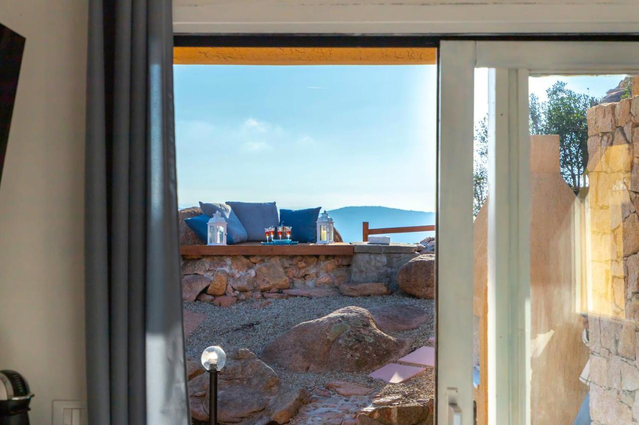 Villa Esmeralda - Free Wifi - With Swimming Pool Коста-Парадисо Экстерьер фото